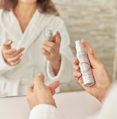 Sérum Raffermissant Infinite by Forever – soin anti-âge à l’Aloe vera et peptides.